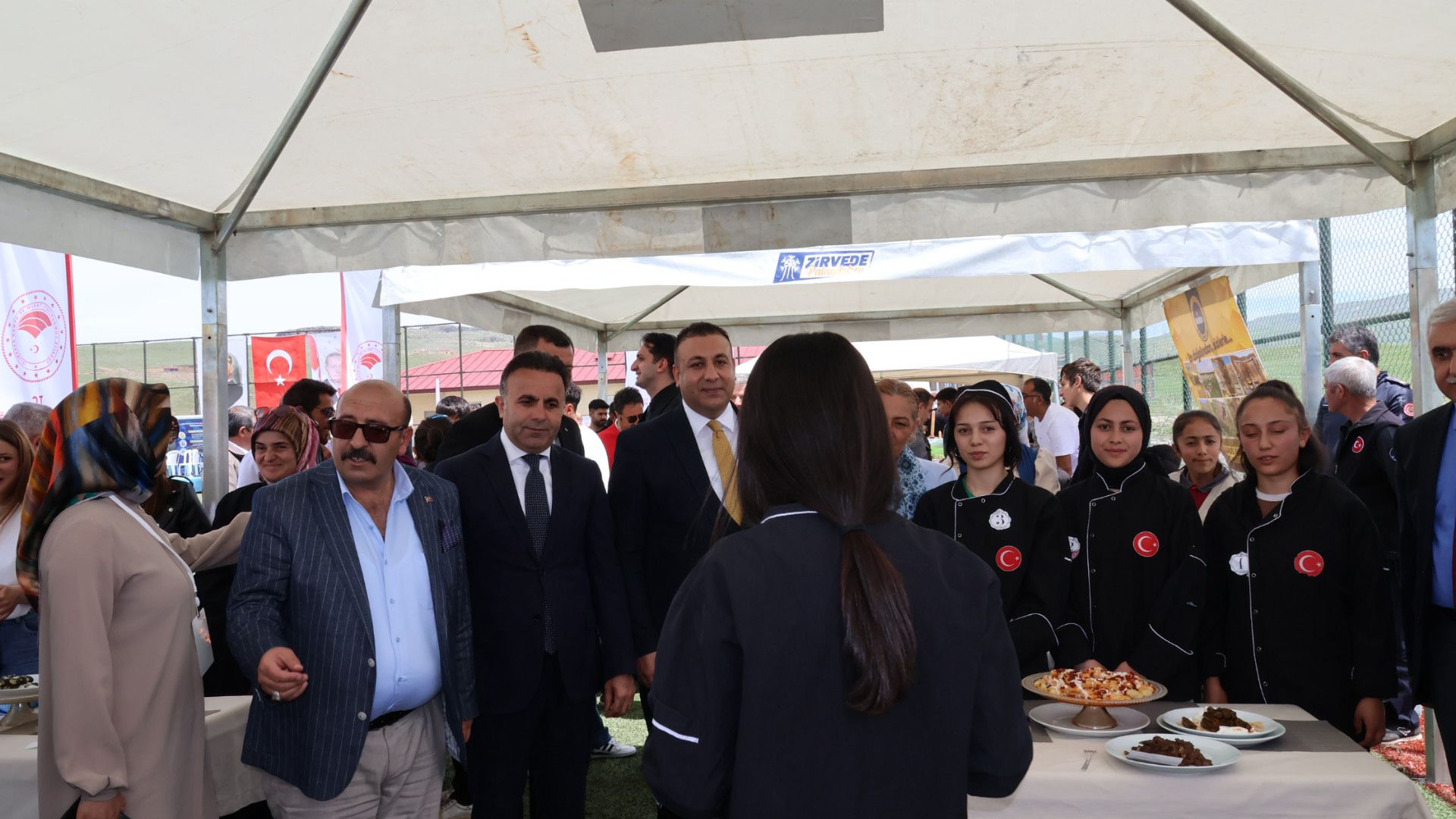 Analı Kızlı Yemek Yarışması